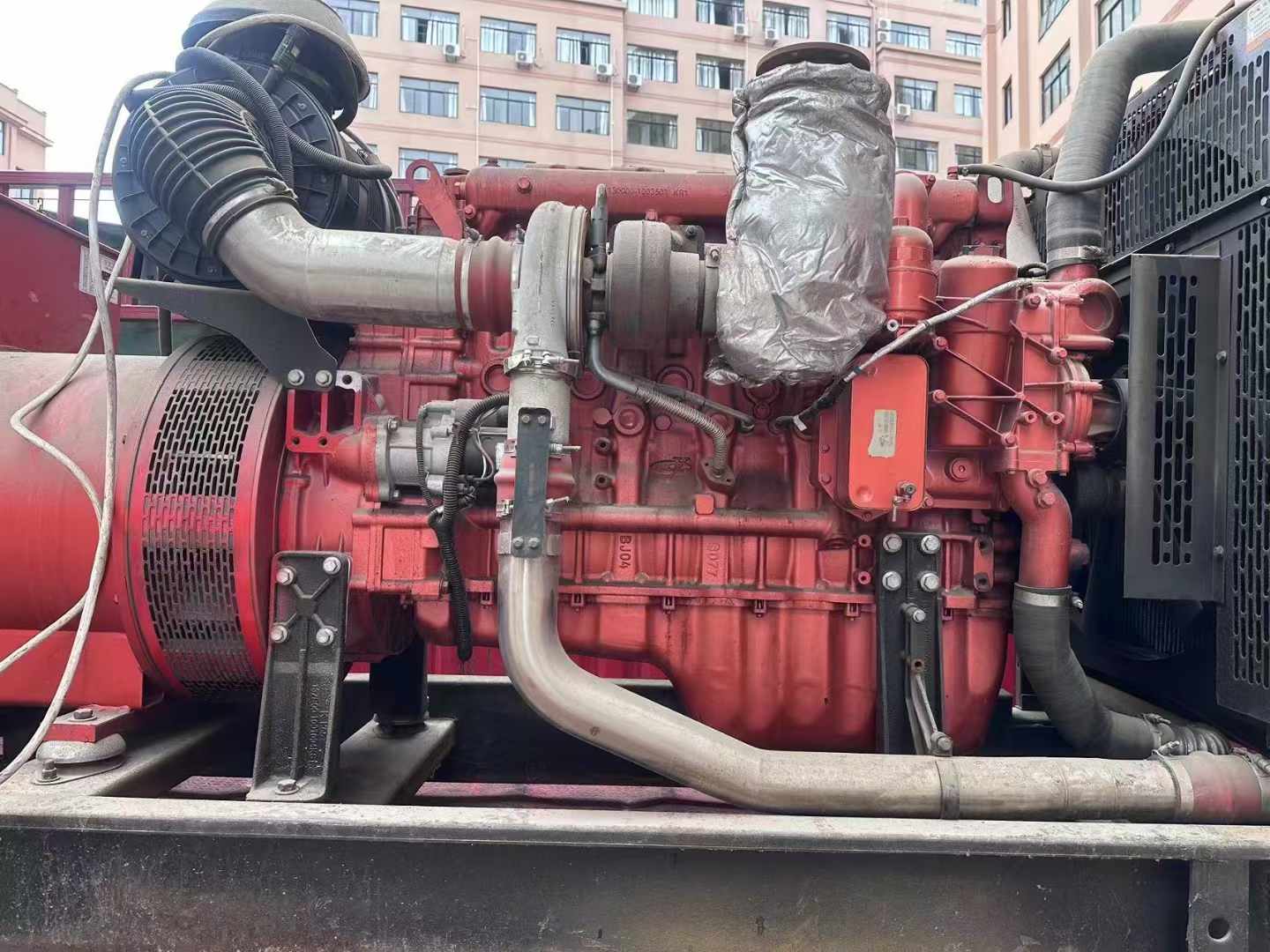保亭如何选择适合 600kW 柴油发电机组的过载保护器？