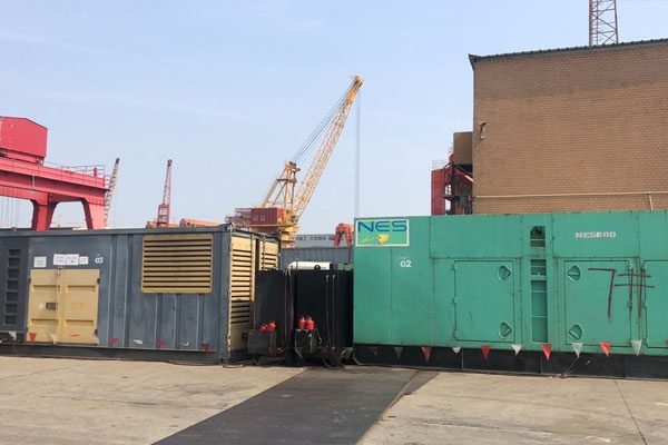 保亭发电机出租空气滤清器的清洁频率是多少？