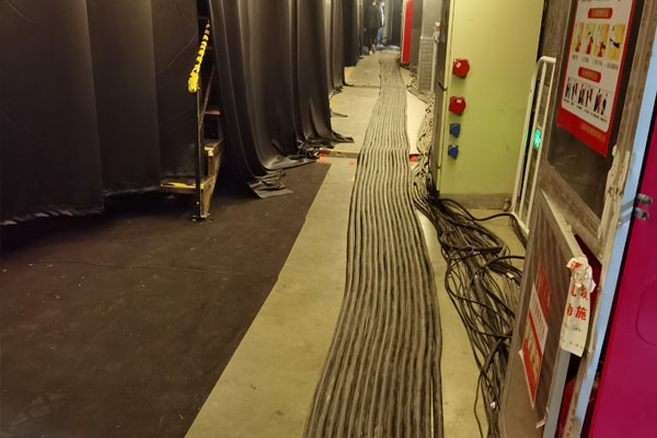 保亭柴油发电机组的输出电压可以调节到哪些范围？