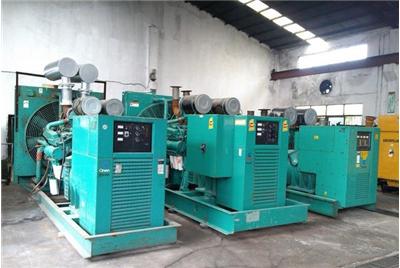 保亭如何判断汽油发电机组电瓶的使用寿命？