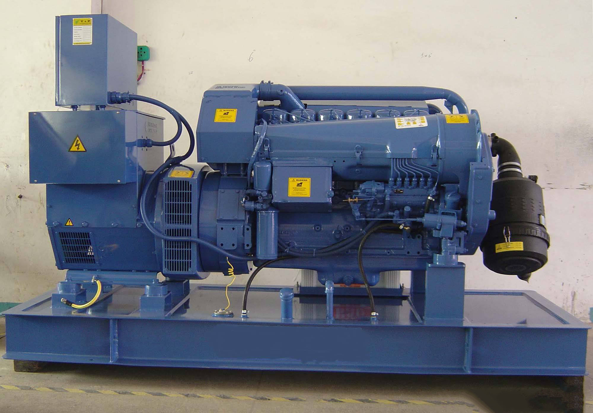 保亭汽油发电机组冬季启动前，电瓶需要做哪些检查和维护？